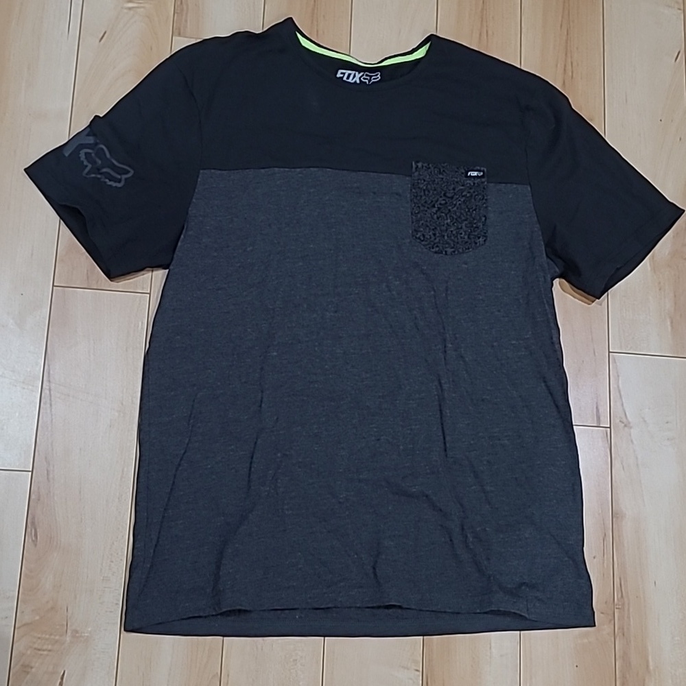 Men's large Fox t-shirt